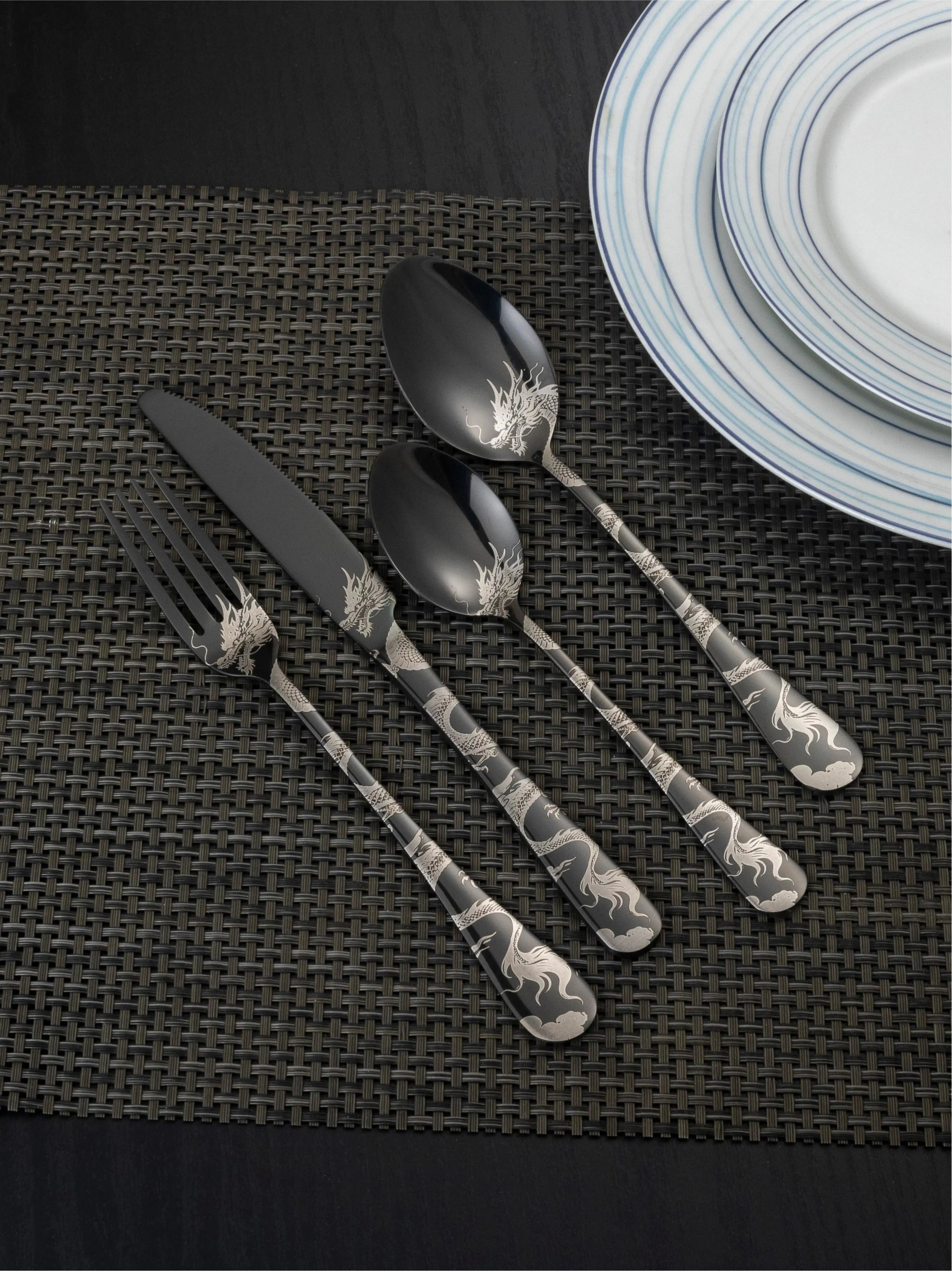 24/16 Pcs Premium Cutlery Set Laser Engraved Dragon Pattern Dinner Knife Fork Spoon Teaspoon for Festival Gifting Camping
