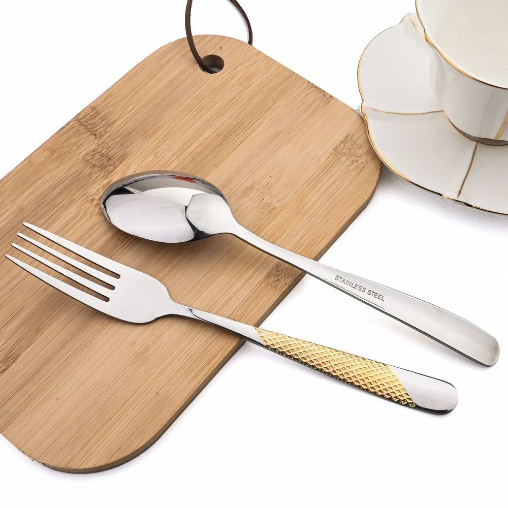 24Pcs Cutlery Set Stainless Steel Knife Fork Spoon Dinnerware Western Tableware Set Kitchen Flatware Dinner Silverware Table Set