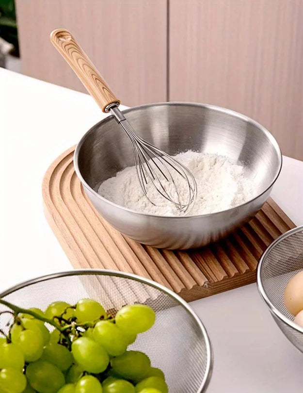 Stainless Steel Mixing Bowls with Measurements, Suitable for Home Use, for Mixing and Kneading, Salads, and Baking Salad Bowl